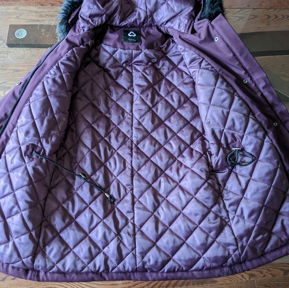 Titika burgundy jacket - size small - Picture 2 of 3